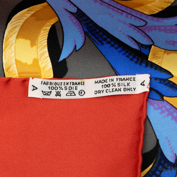 Pre-Loved Hermes Le Mors A La Conetable Silk Scarf 90 - Picture 6 of 9